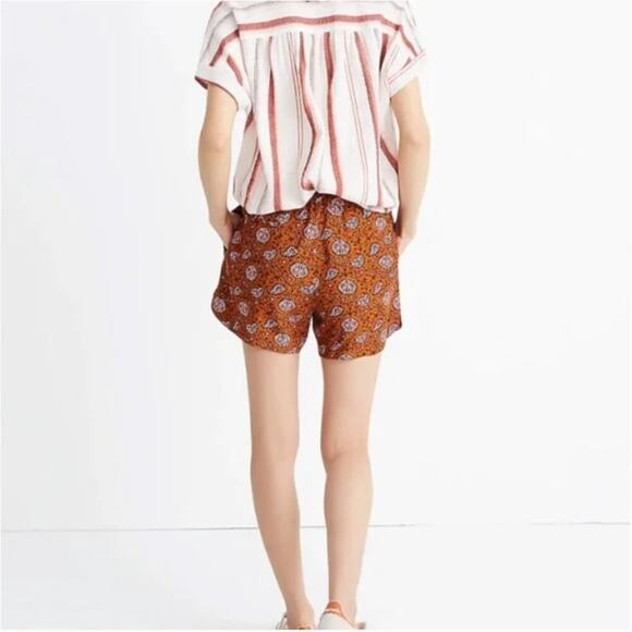 Madewell Drapey Pull-On Shorts in Warm Paisley - Picture 2 of 8